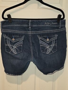 Arya Dark Blue Denim Juniors Shorts Size 15/16